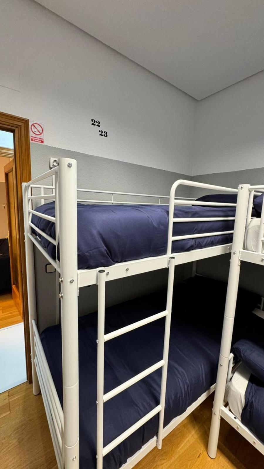 Hostel Puerta Del Angel Madrid Exteriér fotografie