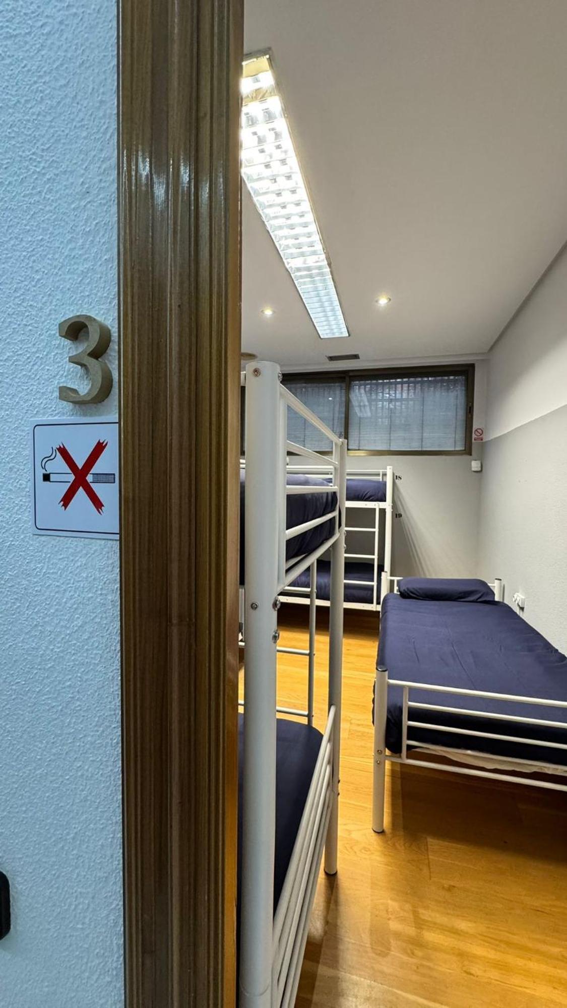 Hostel Puerta Del Angel Madrid Exteriér fotografie